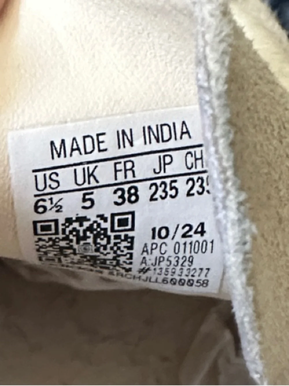 adidas White and Black samba-Style Leather Sneakers - Picture 7 of 8